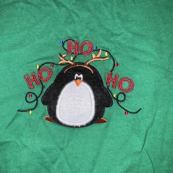 M&C Sportswear Christmas Penguin Size XL Green Christmas Long Sleeve Round Neck - Picture 2 of 4
